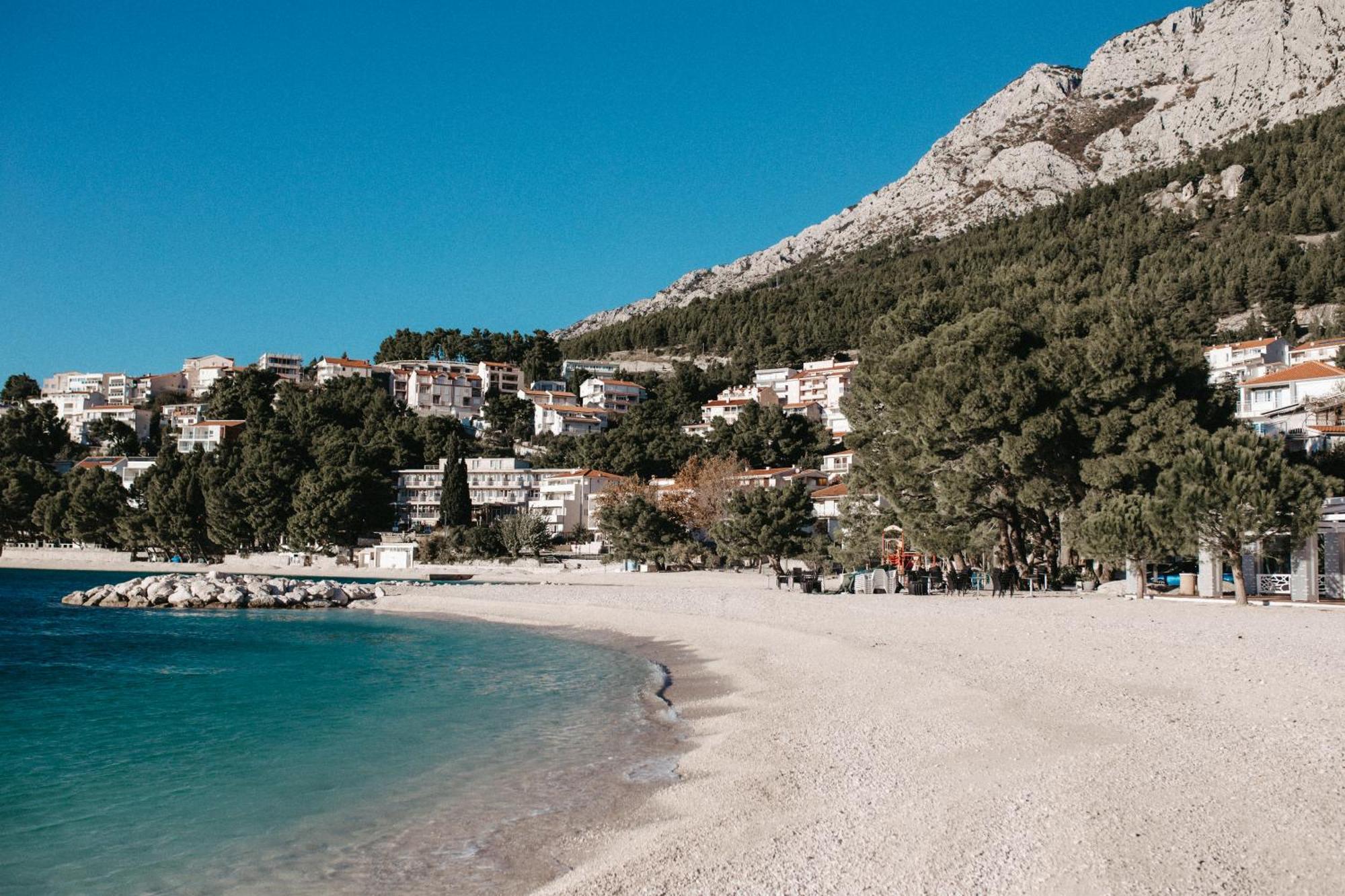 Apartment Tina Baška Voda Eksteriør bilde